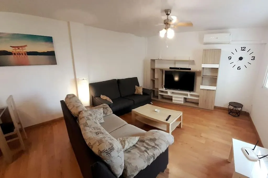 3F, Aire Acondic, 80M2, 2 Dormitorios, 4 Huespedes, Wifi Gratis La Linea de la Concepcion